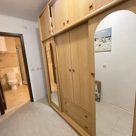 Beachside Garden Escape Apartment